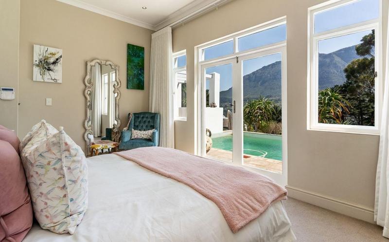 4 Bedroom Property for Sale in Hout Bay Western Cape